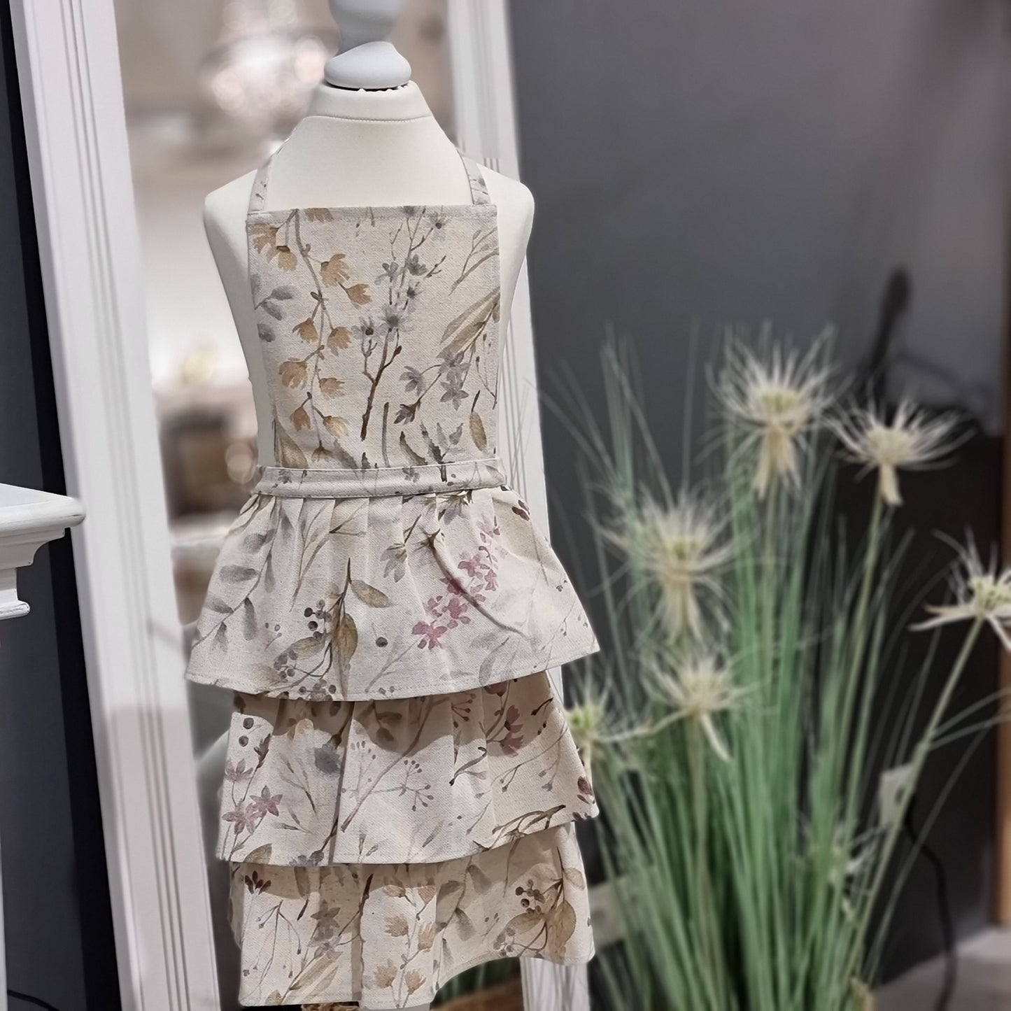 Kids’ Apron with Ruffles | Field Bouquet