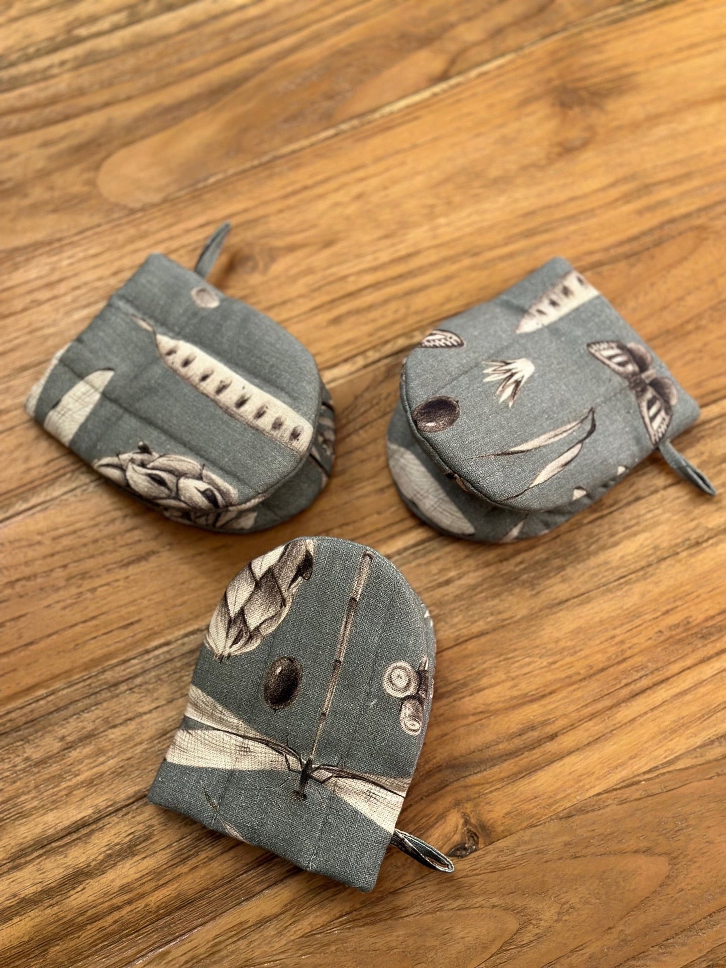 Oven Glove Small with Double Wool Filling, 100% Cotton, Printed | Aqua Land
