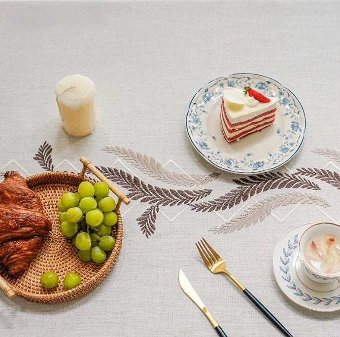 Nappe brodée Avoine